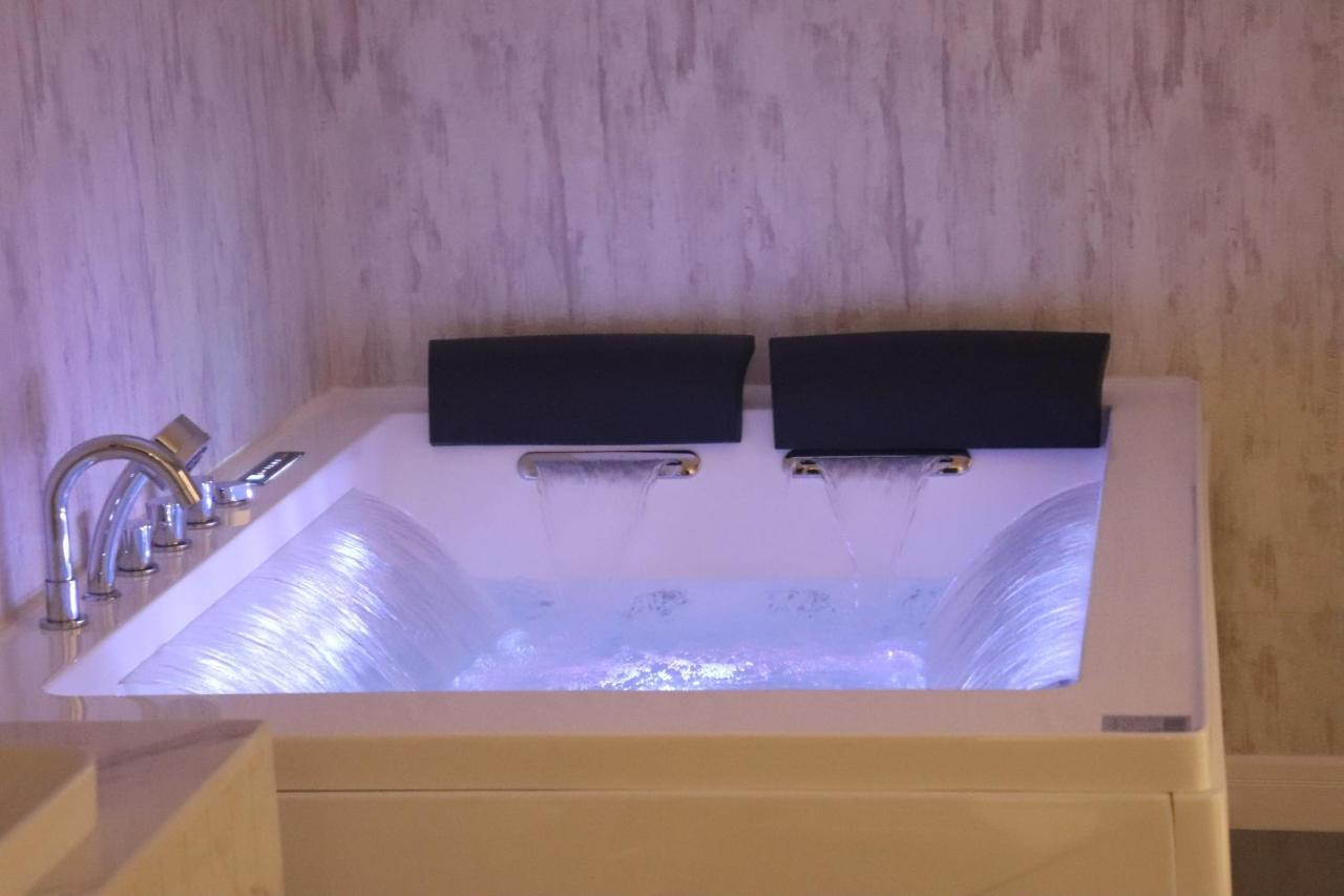 Thwary Hotel Suites Rijad Zewnętrze zdjęcie