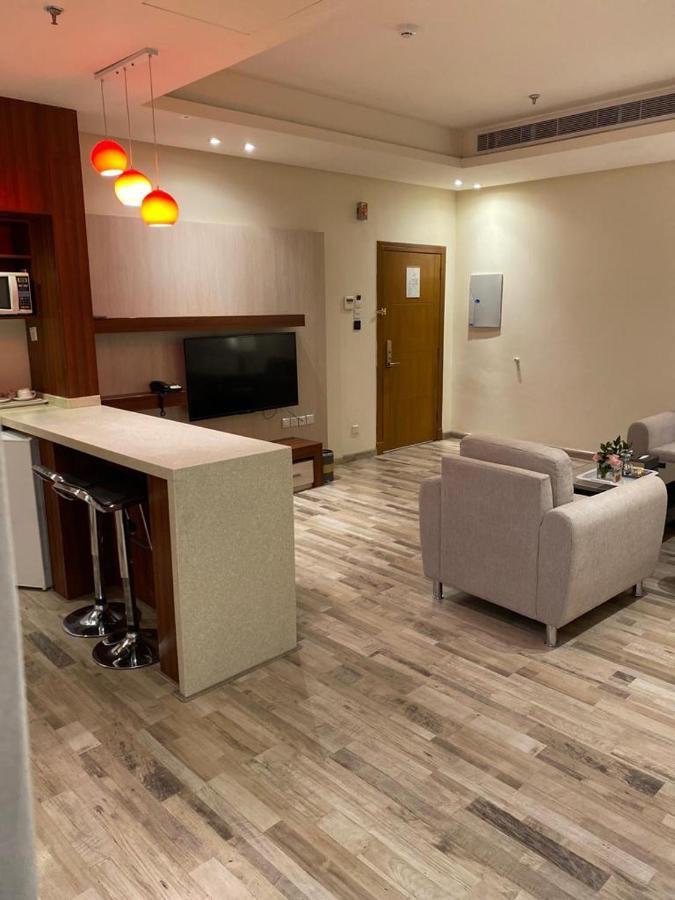 Thwary Hotel Suites Rijad Zewnętrze zdjęcie
