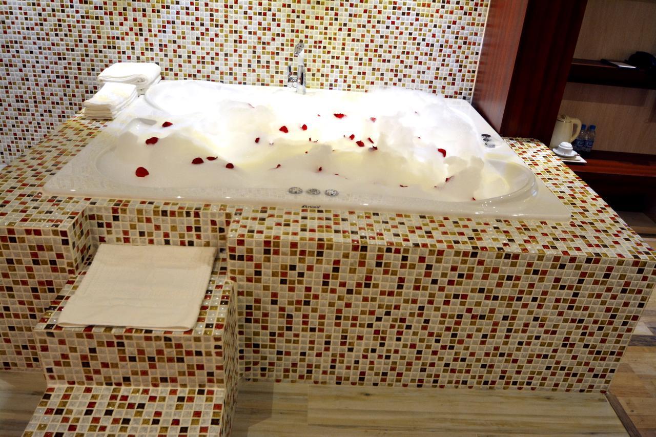 Thwary Hotel Suites Rijad Zewnętrze zdjęcie